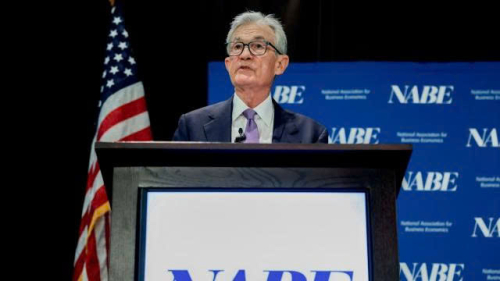 Tín hiệu lạ từ Powell: Fed hạ lãi suất dù không có dữ liệu – điều gì đang thực sự xảy ra?